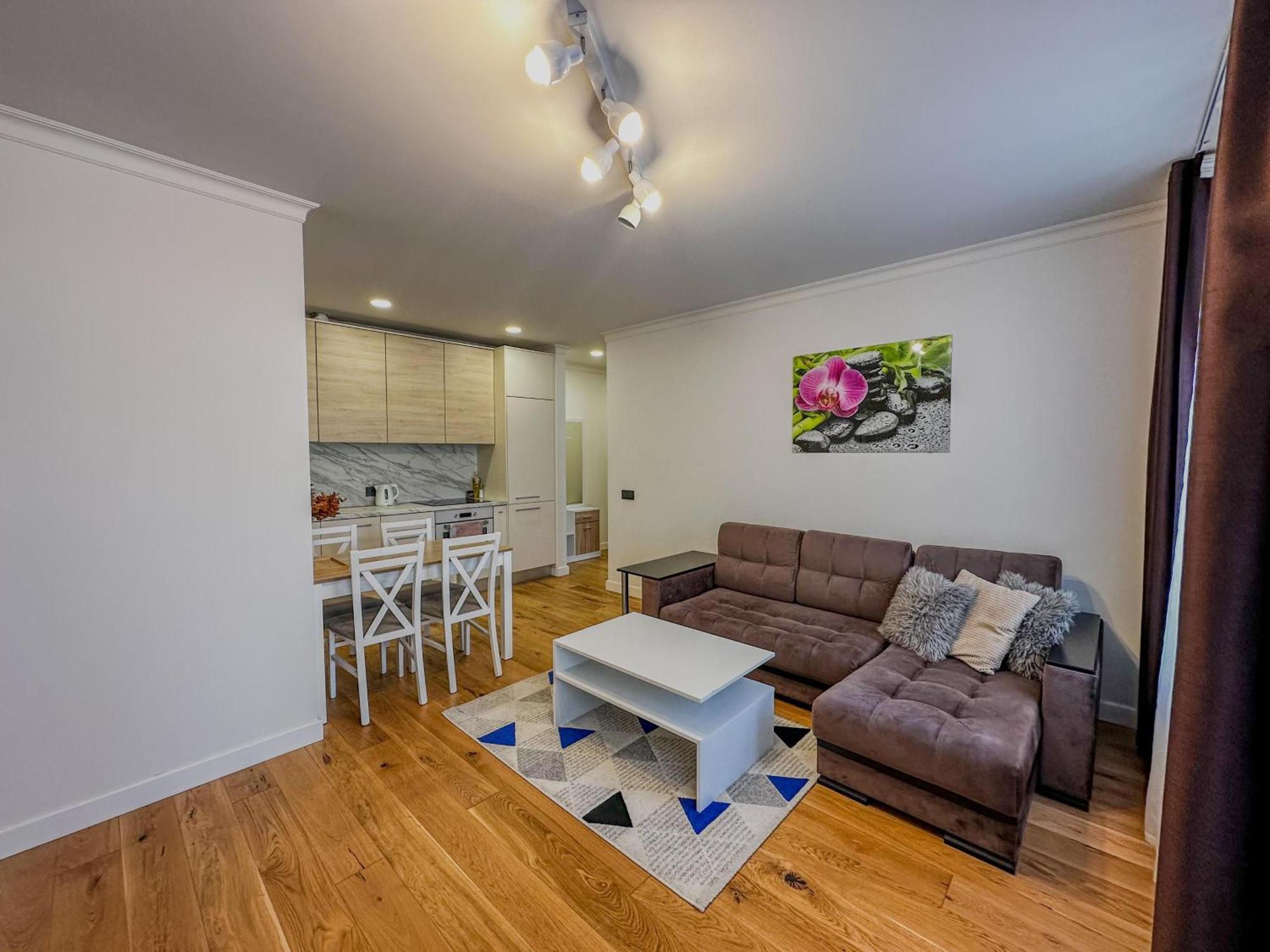 One Bedroom Promenade Apartment Ρίγα Εξωτερικό φωτογραφία